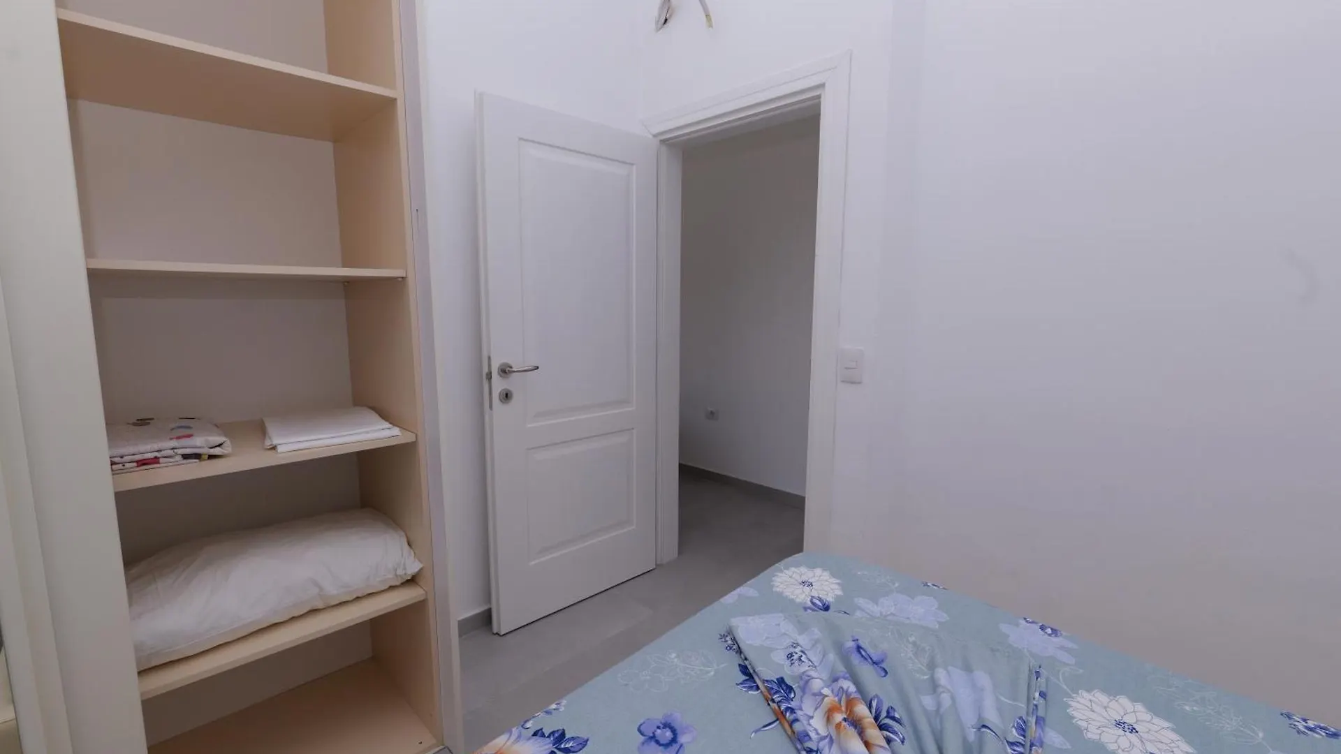 Elena'S Apartments In Golem Beach Golem (Tirana)