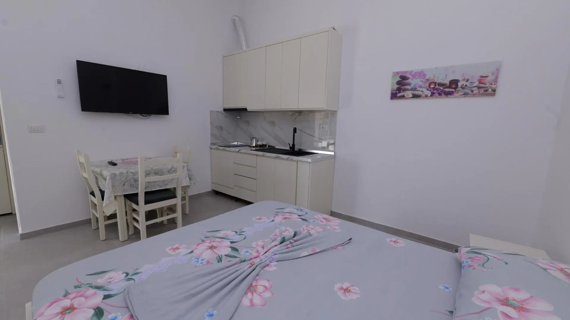 Elena'S Apartments In Golem Beach 0*, Golem (Tirana) Albania