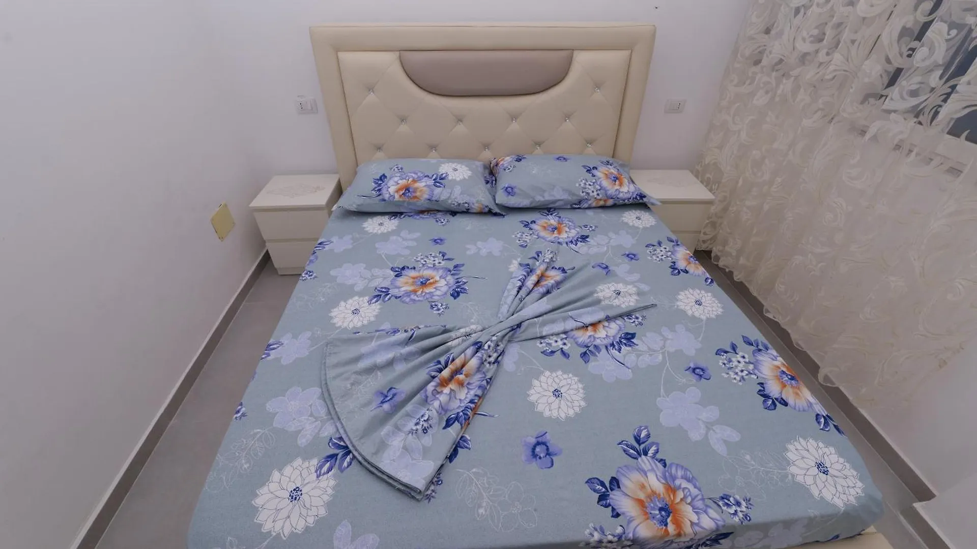 Elena'S Apartments In Golem Beach  골렘